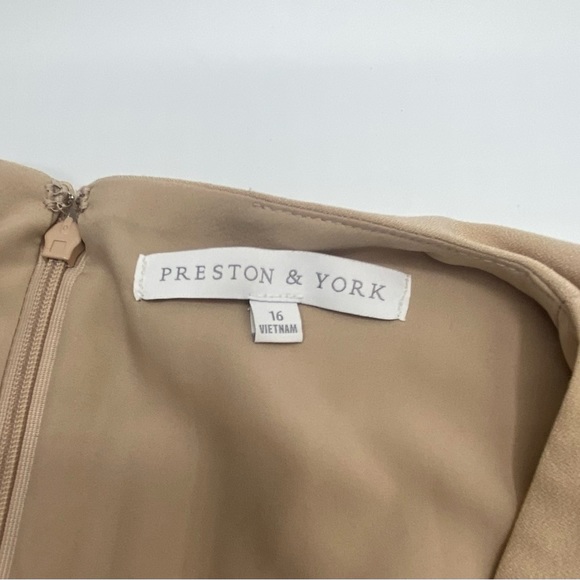 Preston and York Jumpsuit Size 16 - Picture 5 of 11